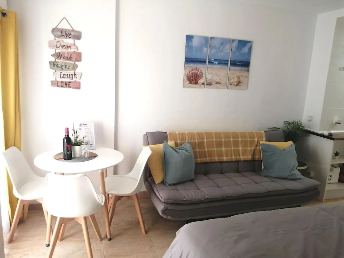 Studio Apt Aguila, 贝纳尔马德纳