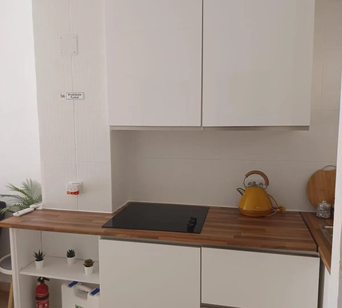 Studio Apt Aguila, 贝纳尔马德纳